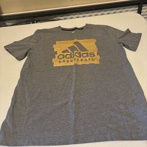 Adidas tshirt